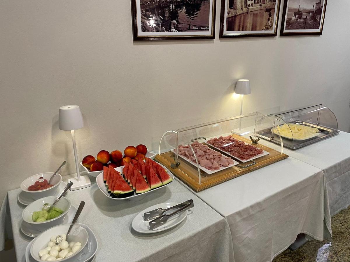 Tecla Hotel Lazise